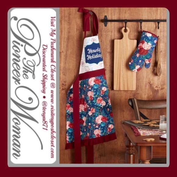 🦋 2022 🦋 New Pioneer Woman Wishful Winter, Pot Holder, And Oven Mitt - Picture 1 of 7